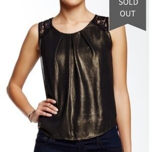 Astr The Label Gold Shimmer Top Size M